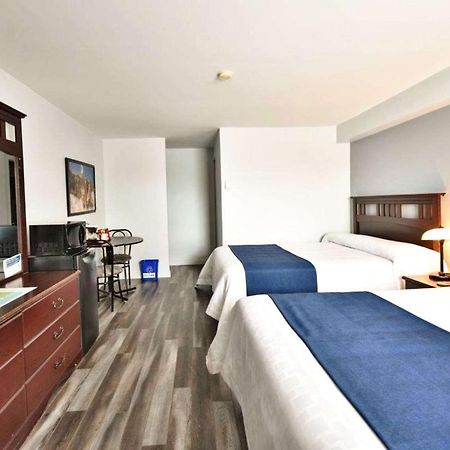 Econo Lodge Cabano מראה חיצוני תמונה