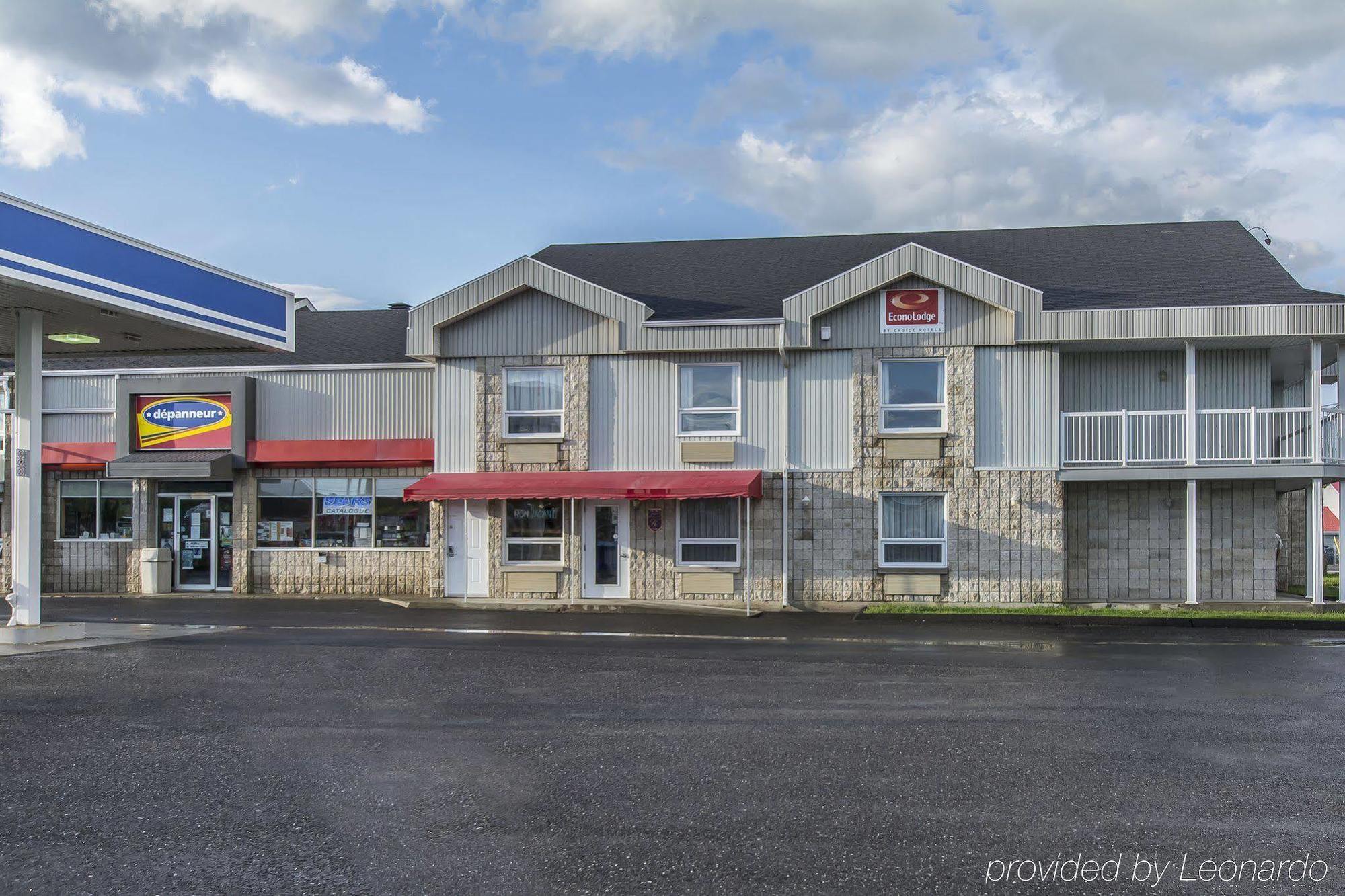 Econo Lodge Cabano מראה חיצוני תמונה
