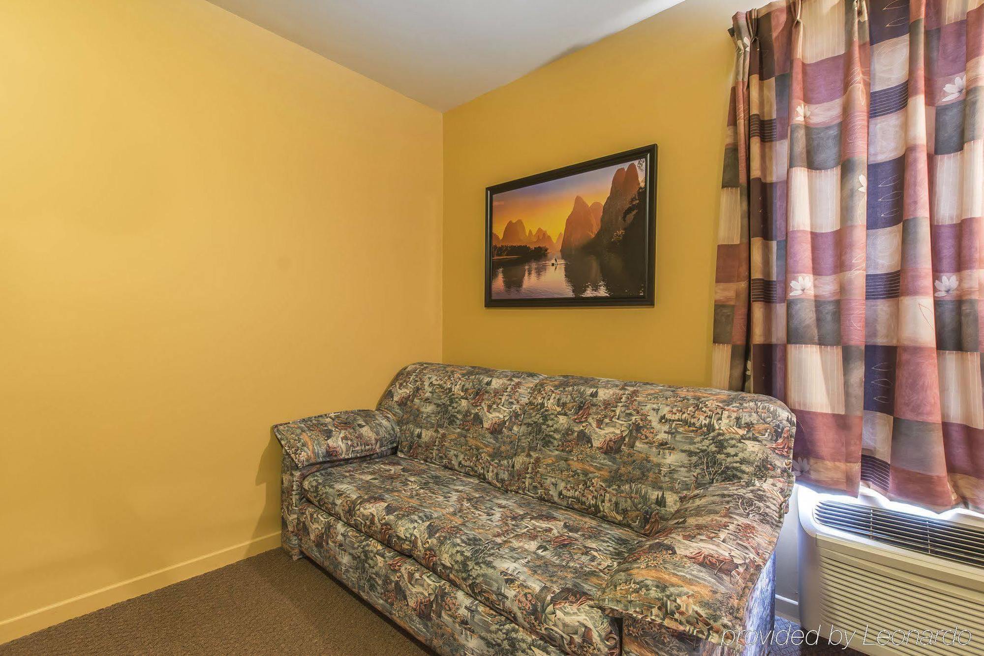 Econo Lodge Cabano מראה חיצוני תמונה